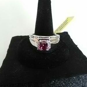 Tanzanian wine Garnet ring